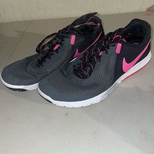 Nike Flex Experience RN 5 Womens Size 10 Black Running Shoes Sneakers 844729-002